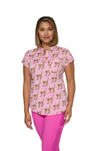 Cargar imagen en el visor de la galería, Top estampado modelo Ari diseño "Cheetah In Heels" Koi Artis Series - 1093