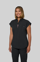 Cargar imagen en el visor de la galería, Koi Solis – Top Catrin 1131 + Pantalón Freda Wide 785 – Black