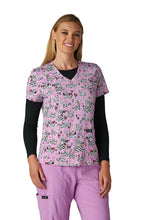 Cargar imagen en el visor de la galería, Top estampado modelo Leslie Doggie Koi Bassic - 384
