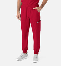 Cargar imagen en el visor de la galería, Maevn Momentum  – Top Men’s 4 Pocket Banded V-Neck 5802 + Pantalón Men’s Full Elastic Jogger  5892 – RED