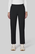Cargar imagen en el visor de la galería, Koi Lite – Top Lilias 1138 + Pantalón Chessa 786 – Black