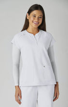 Cargar imagen en el visor de la galería, Koi Curology – Top Reese C102 + Pantalón Atria C701 – Blanco