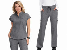Cargar imagen en el visor de la galería, Koi Basics – Top Ari 1093  + Pantalón Holly 731 – Heather Grey