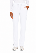Cargar imagen en el visor de la galería, MedCouture Touch – Top V-Neck Shirttail MC7459 + Pantalón Yoga 2 Cargo Pocket MC7739 – White