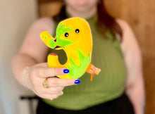 Cargar imagen en el visor de la galería, Peluche Reflujo ácido - Giantmicrobes