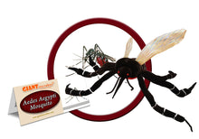 Cargar imagen en el visor de la galería, Peluche Aedes Mosquito (Aedes aegypti) - Giantmicrobes