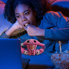 Cargar imagen en el visor de la galería, Peluche de Útero con síndrome premenstrual - GIANTmicrobes